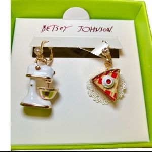 Betsey Johnson mismatched Mixer and Cherry Pie drop earrings, New in box